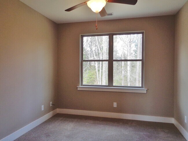 Foto del edificio - Townhome For Rent in Calera, AL - Available to View with 48 Hour Notice!!!
