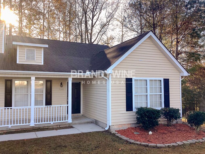 HOLIDAY PROMO! Half month FREE RENT House Rental in Rex, GA