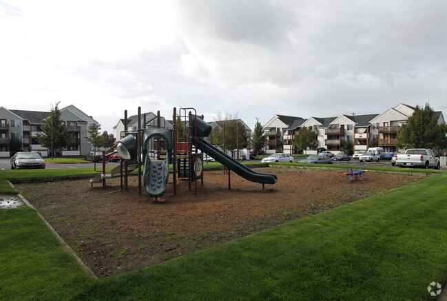 Building Photo - Westridge Meadows