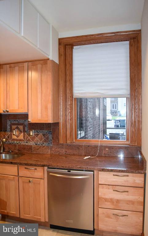 Foto del edificio - 39 Bryant St NW