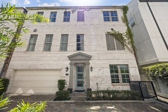 Building Photo - 2506 McKinney St