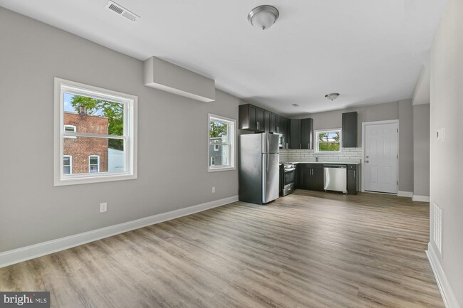 Foto del edificio - 725 Belgian Ave