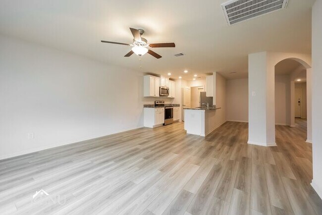 Building Photo - 10519 Copper Ridge Dr