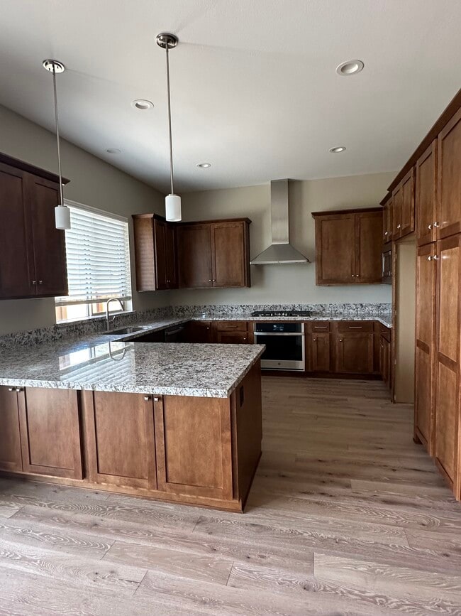 Kitchen - 3398 Cambria Loop