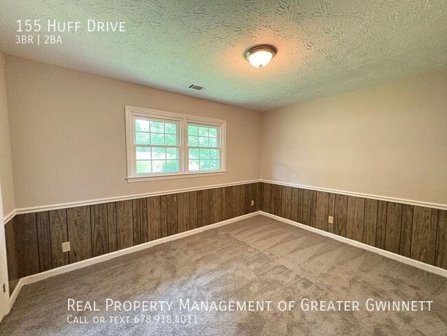 Building Photo - 155 Huff Dr
