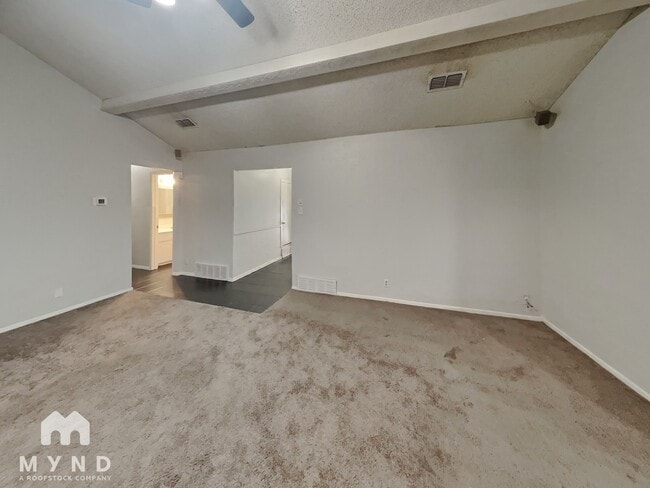 Building Photo - 408 Park Center Blvd