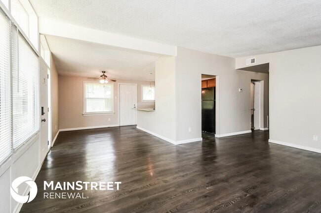 Foto del edificio - 100 Taney Dr