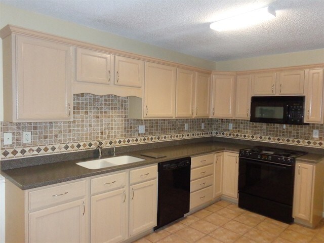 Foto del edificio - 5005 Wolfchase Farms Pky
