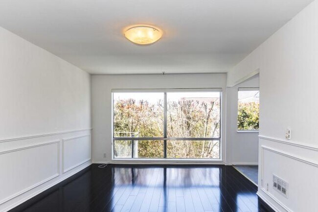 Building Photo - 2 bedroom in San Francisco CA 94115