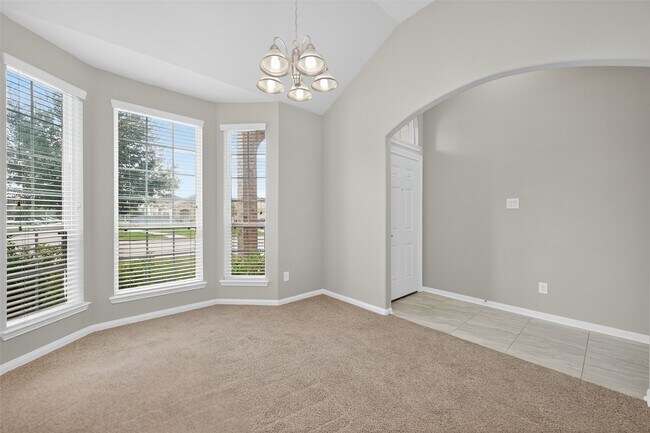 Building Photo - 12519 King Harry Dr