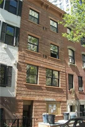 Building Photo - 216 E 32nd St