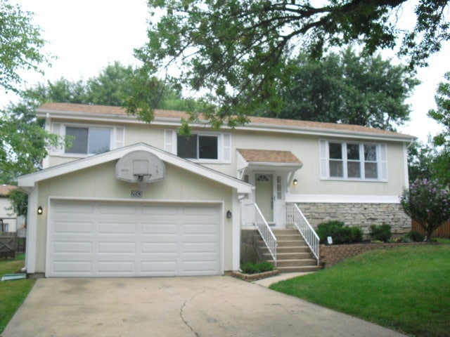 Foto principal - 253 Windsor Dr