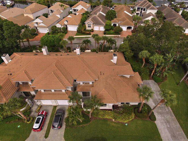 Building Photo - 441 Coral Cove Dr