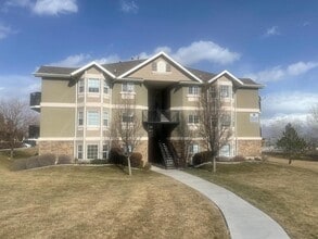 Building Photo - 129 Daybreak Ln