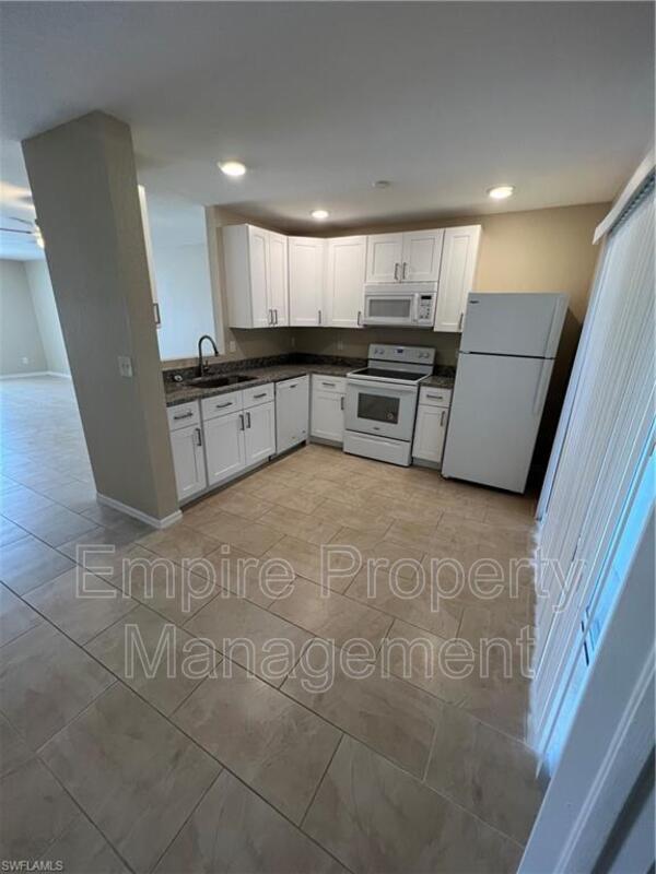 Foto del edificio - 4704 Skyline Blvd