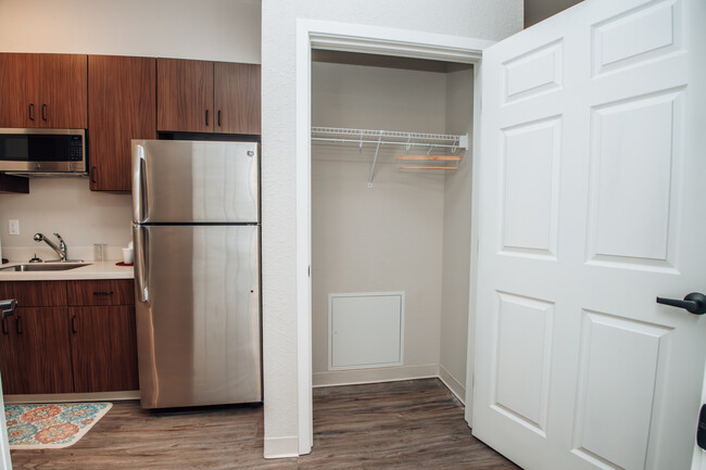 Foto del edificio - 475 Bellamy Ln