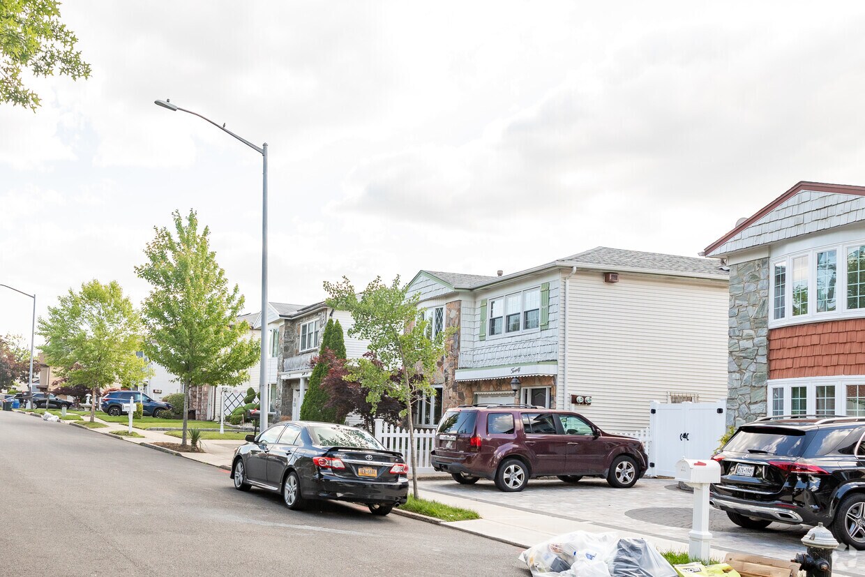 Foto del edificio - 19 Gadsen Pl