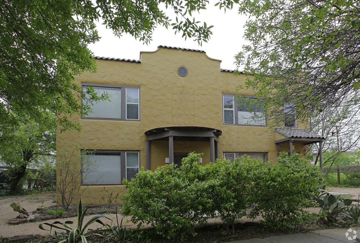 Foto del edificio - 619-621 Ogden St