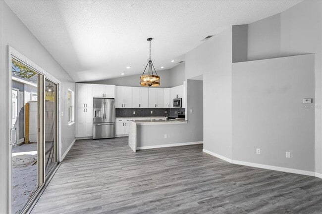 Foto del edificio - 1621 Winter Green Blvd