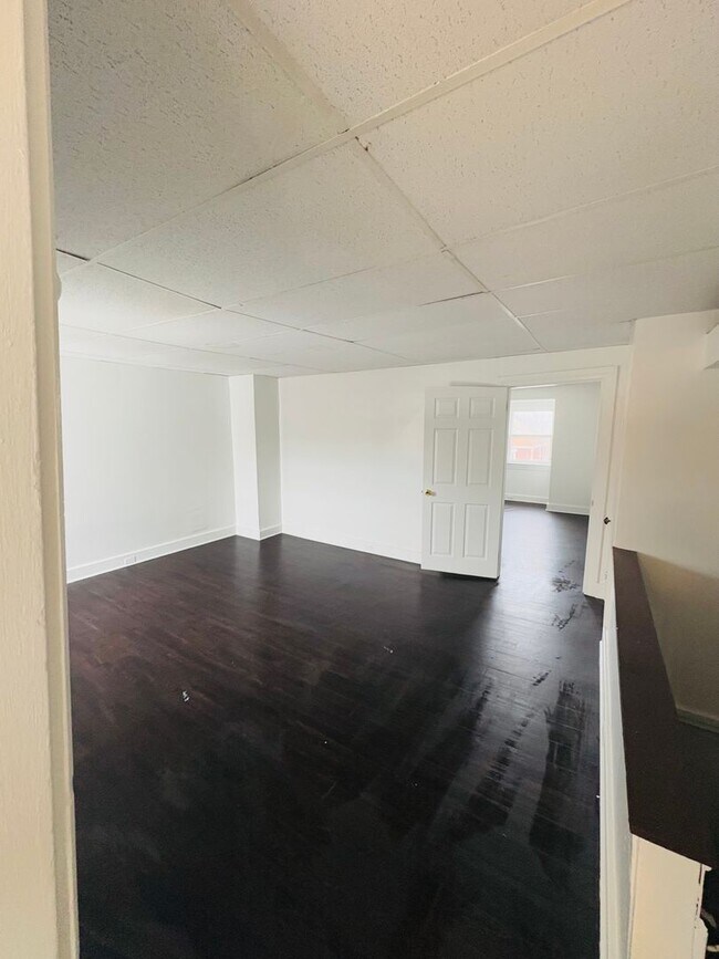 Building Photo - 1 bedroom apartment coming Soon!