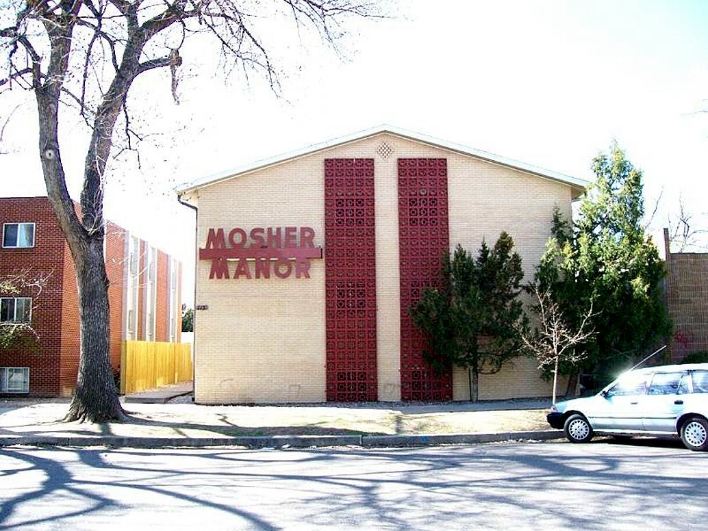 Primary Photo - 113 W Myrtle St