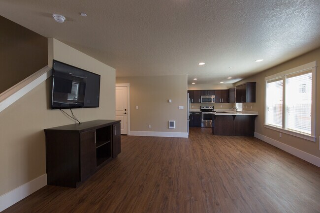 Foto del edificio - 915 SW 10th St