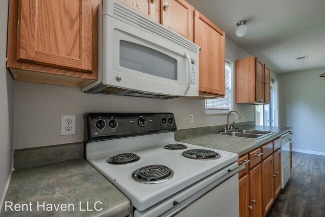 Foto del edificio - 136 Bay Front Dr