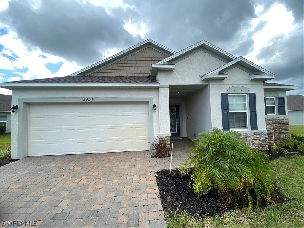 Primary Photo - 8959 Cascade Price Cir