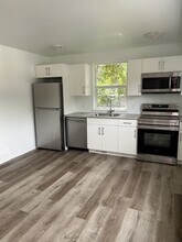 Building Photo - 11820-11861 61 St NW