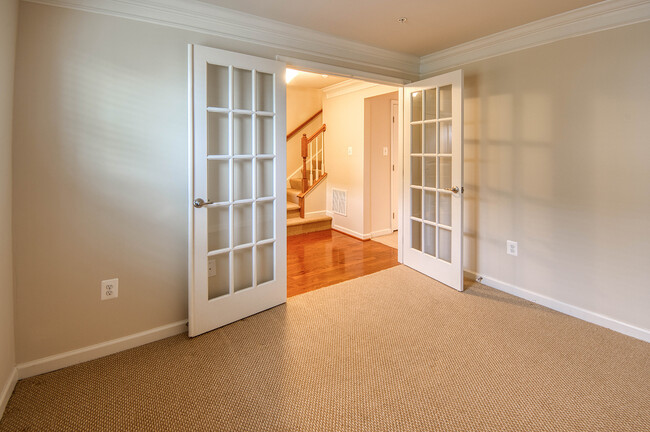 Building Photo - 2704 Egret Way