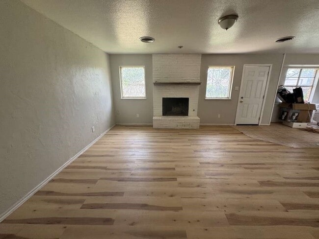 Foto del edificio - 5431 45th St