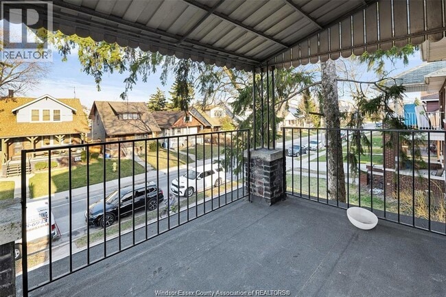 Building Photo - 1041 Bruce Ave