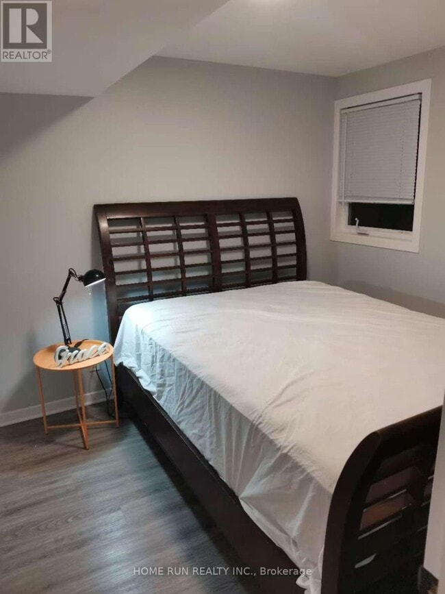 Photo du bâtiment - 904 Shimmerton Cir