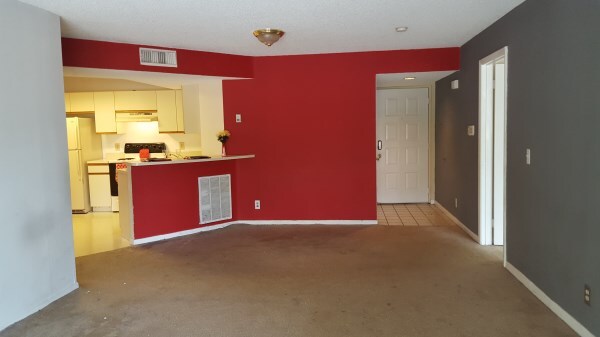 Foto del edificio - 8977 Wiles Rd