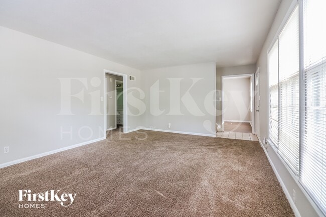 Foto del edificio - 3508 S Leslie Ave