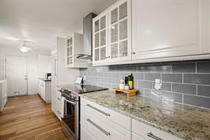 Building Photo - 3011 Yellowpine Terrace