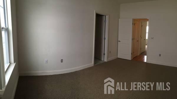 Foto del edificio - 406 Giordano Ave