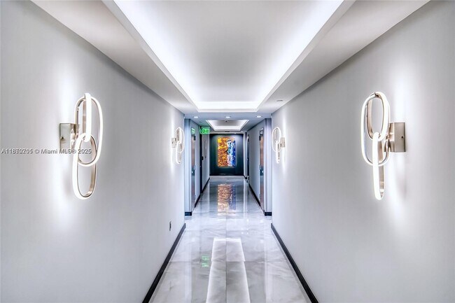 Foto del edificio - 16445 Collins Ave