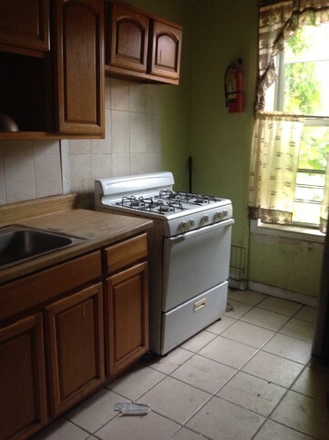 Building Photo - 34 Rockaway Ave