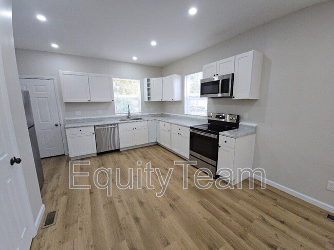 Foto del edificio - 1800 Glenwood Ave