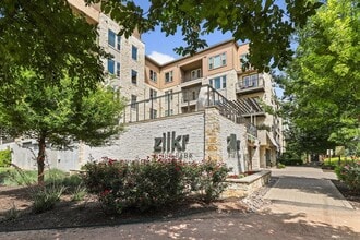 Building Photo - 1900 Barton Springs Rd