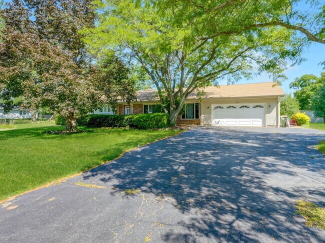 Foto del edificio - 2226 Shannondale Dr