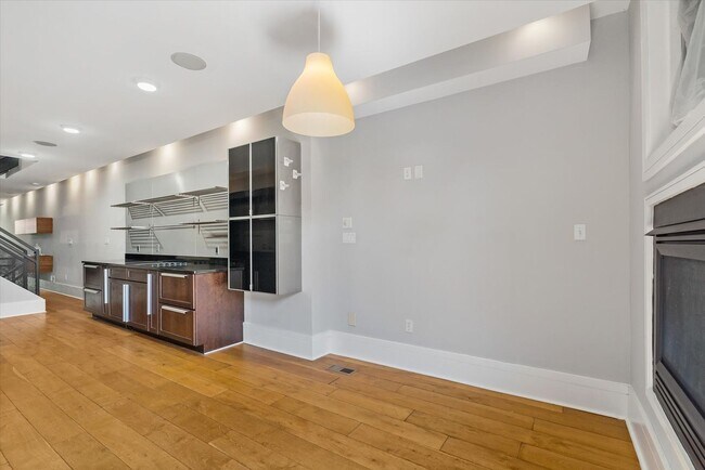 Photo - 505 S Milton Ave House