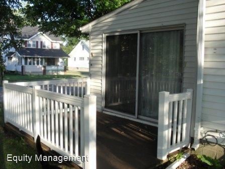 Building Photo - 3 br, 2 bath House - 1901 Oakwood
