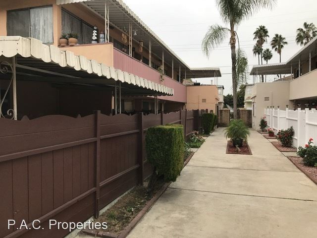 Foto del edificio - 3 br, 2 bath Apartment - 6665 Rhodes Avenu...