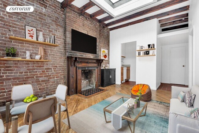 Foto del edificio - 310 W 89th St