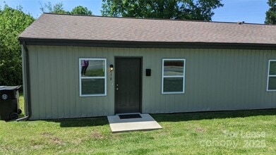 Building Photo - 250 W McNeely Ave