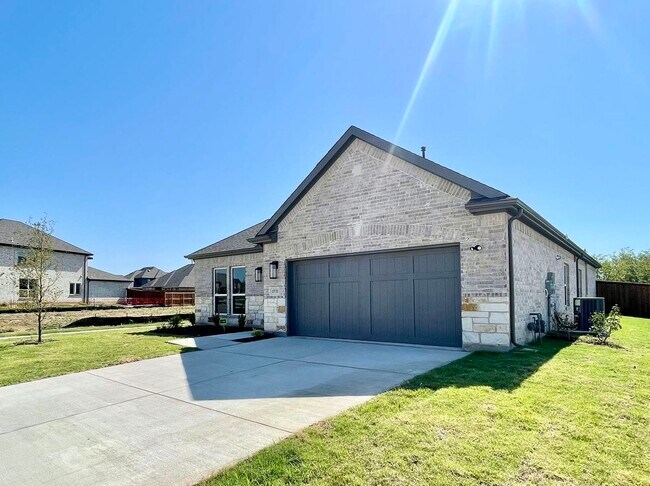 Building Photo - 13733 Riola Dr