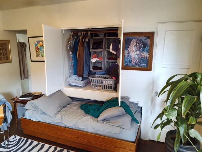 Three storage closets - 830 Island Ct