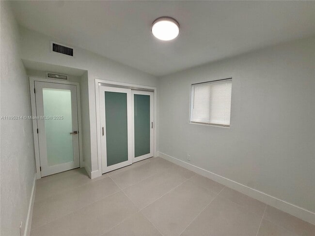 Foto del edificio - 4315 NW 24th Ave